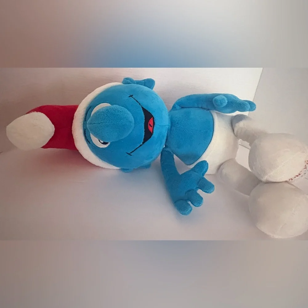 Macys Christmas Holiday 2010 Sitting Smurf Plush w/ Santa Hat Stuffed Animal.